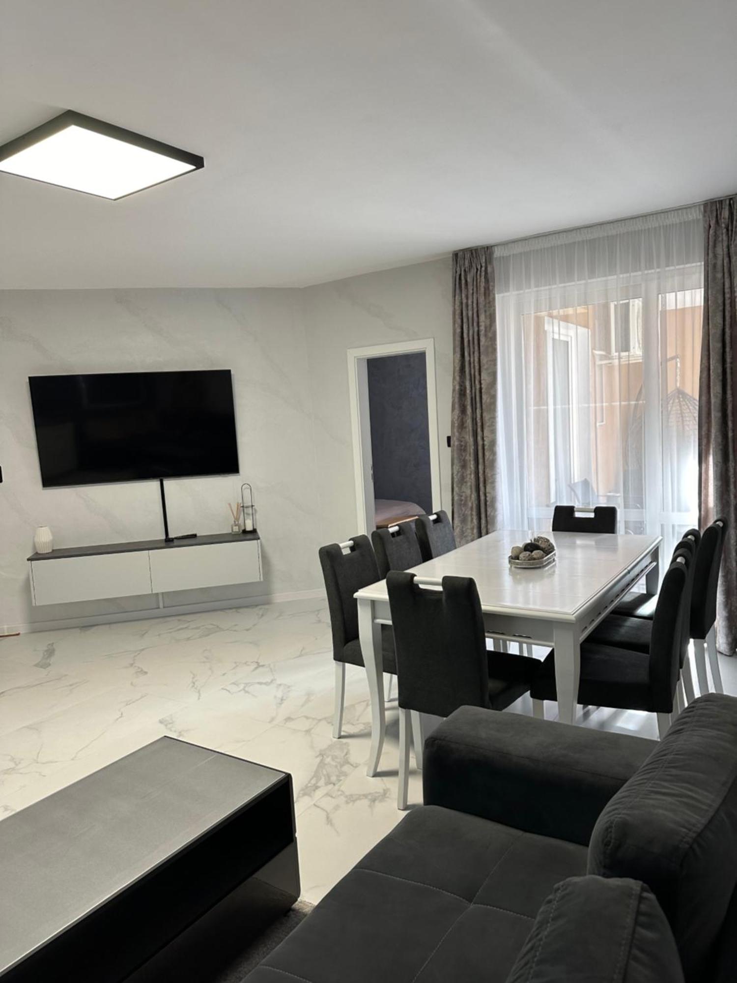Complex Yavor Apartment Aheloy Exterior photo